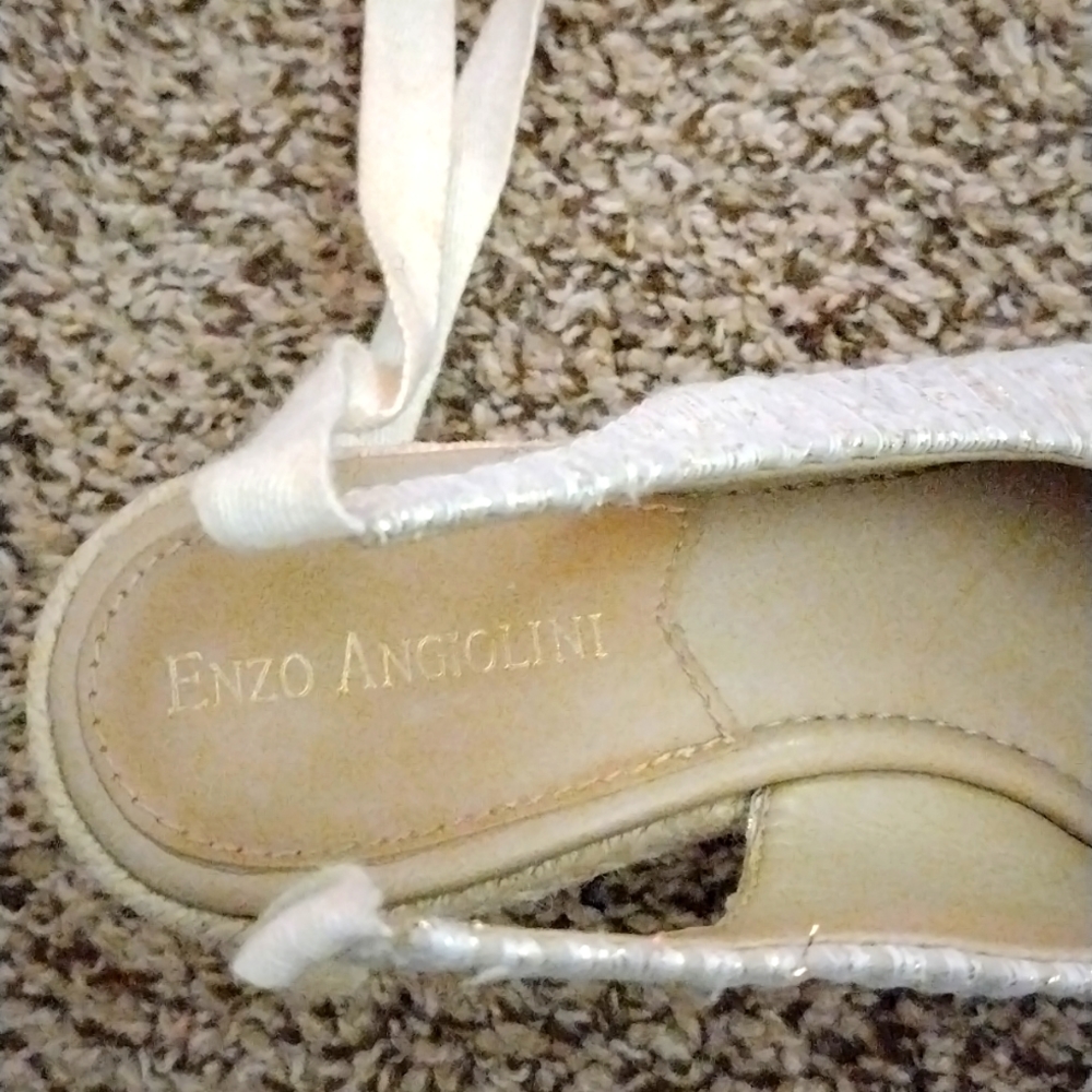 Wedge sandals